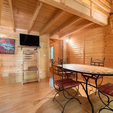 בית נופש Sardane Le Soler